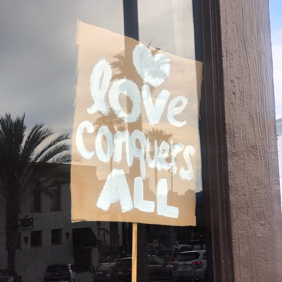 Meet your Posher, Renee - Picture 1 of 1